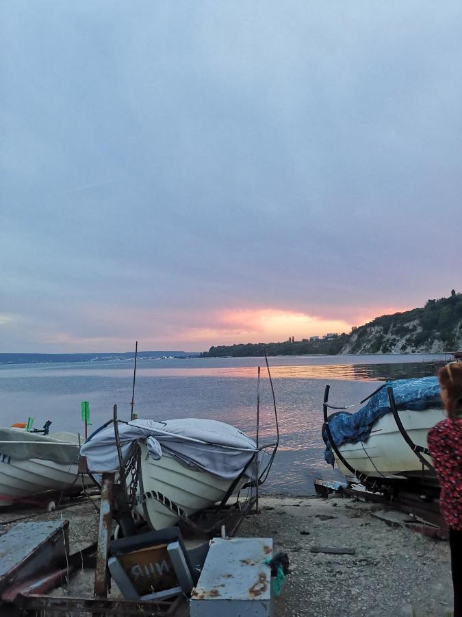 Luxury Apartment Amalfi 300 M From The Beach Varna Exteriör bild
