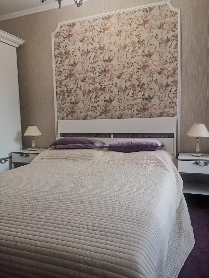 Luxury Apartment Amalfi 300 M From The Beach Varna Exteriör bild